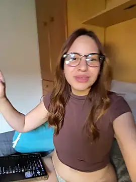 AgnesCampp online show from February 2026 08:13:02 PM