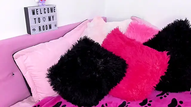 gabyye capprins online show from February 2025 07:16:02 PM