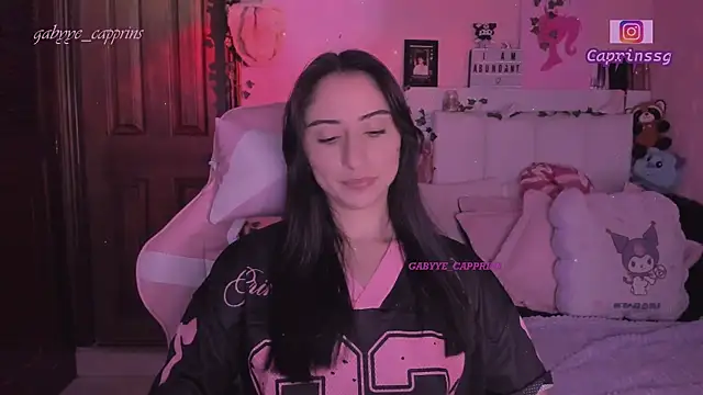 gabyye capprins online show from February 2026 01:15:01 AM