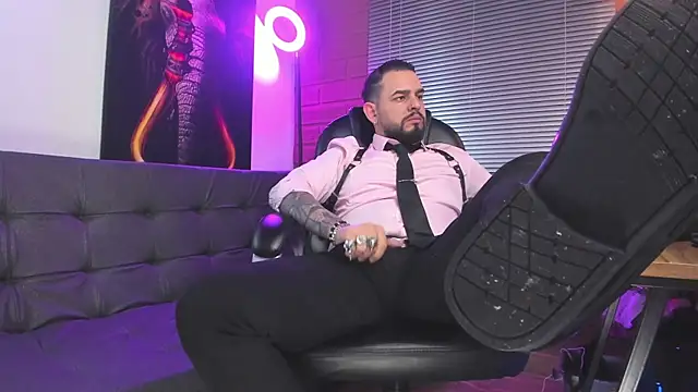 Ethan Castellano online show from January 2025 02:10:02 AM