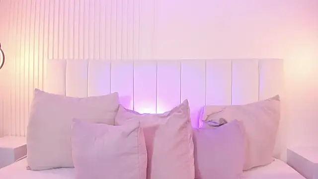 natali henao online show from March 2025 09:59:01 PM