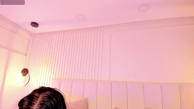 natali henao online show from October 2025 09:56:01 PM