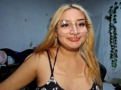 sadnessgyall online show from January 2025 06:47:02 AM