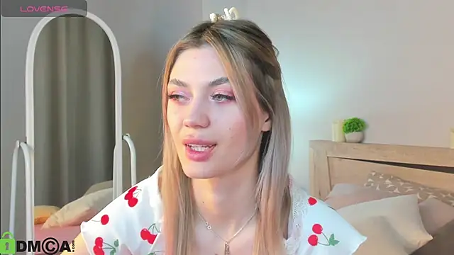 Cherry Price online show from December 2025 12:05:02 AM