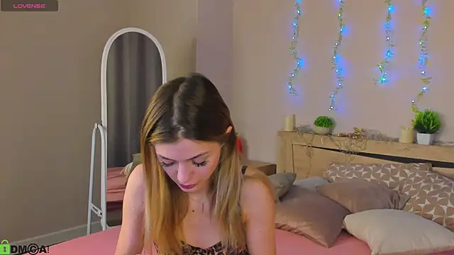 Cherry Price online show from April 2026 11:43:02 PM