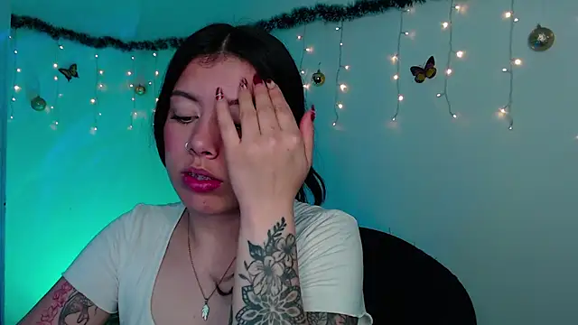 Snapshot of iam_emy chatting on December 2024 08:56:01 AM iam emy online show from December 2024 08:56:01 AM