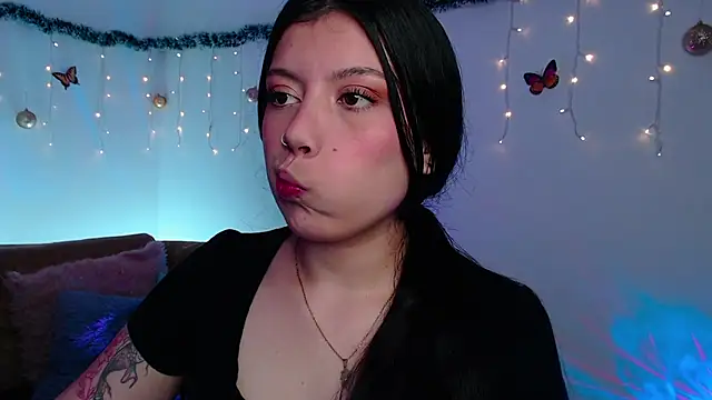 Snapshot of iam_emy chatting on December 2024 11:06:02 PM iam emy online show from December 2024 11:06:02 PM