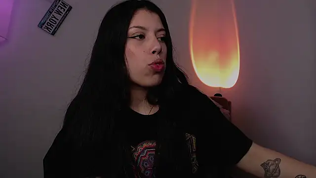 Snapshot of iam_emy chatting on March 2025 12:11:02 AM iam emy online show from March 2025 12:11:02 AM