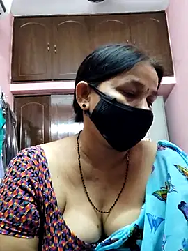 lalitha225 online show from February 2025 09:32:02 AM