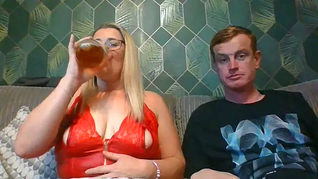 SweetXCandyX online show from November 2025 07:27:01 PM