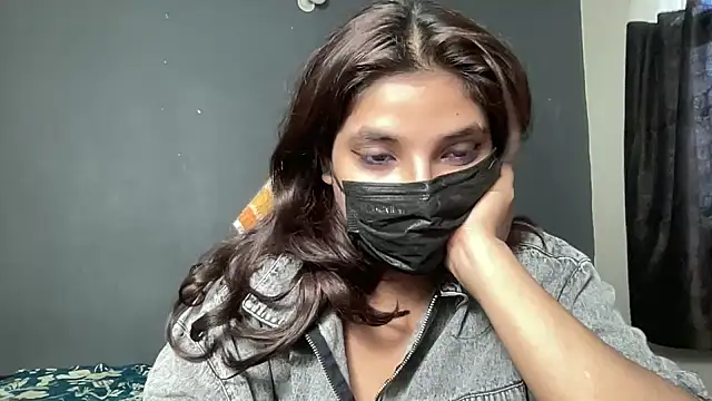 callmeshreya online show from April 2026 07:45:01 AM