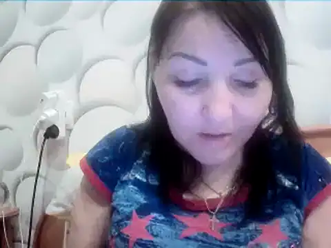 Snapshot of ClaireSunset chatting on March 2026 06:24:01 PM ClaireSunset online show from March 2026 06:24:01 PM