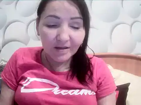 Snapshot of ClaireSunset chatting on April 2026 06:17:01 PM ClaireSunset online show from April 2026 06:17:01 PM