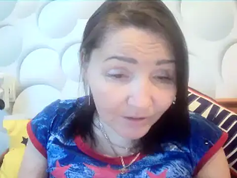 Snapshot of ClaireSunset chatting on April 2026 05:30:01 PM ClaireSunset online show from April 2026 05:30:01 PM