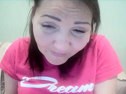 Snapshot of ClaireSunset chatting on May 2026 05:29:01 PM ClaireSunset online show from May 2026 05:29:01 PM