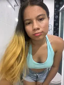 Snapshot of Naomi991 chatting on October 2025 12:08:01 AM Naomi991 online show from October 2025 12:08:01 AM