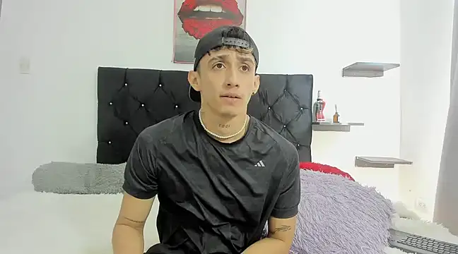 hotfriends sex online show from December 2024 05:40:01 PM