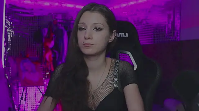 Kathleen Meow online show from November 2025 01:35:02 PM