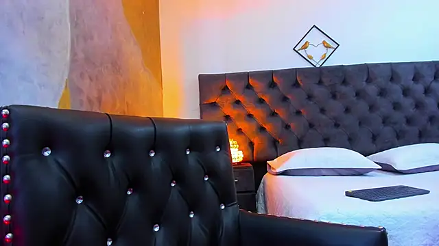 Loggan donnelly online show from December 2024 08:36:02 PM