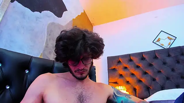 Loggan donnelly online show from December 2024 02:45:02 AM