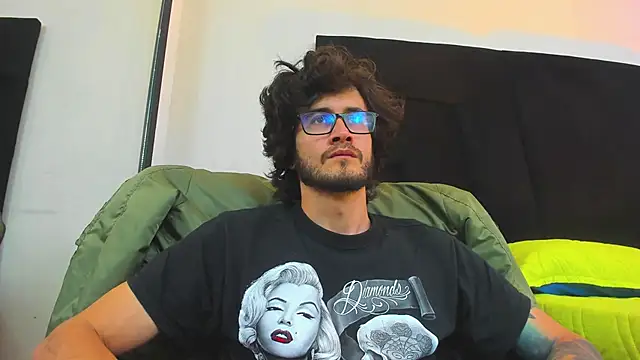 Loggan donnelly online show from January 2025 09:14:02 PM