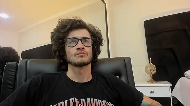 Loggan donnelly online show from January 2025 11:14:02 PM