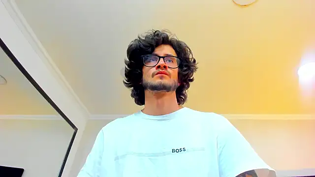 Loggan donnelly online show from February 2025 12:30:02 AM