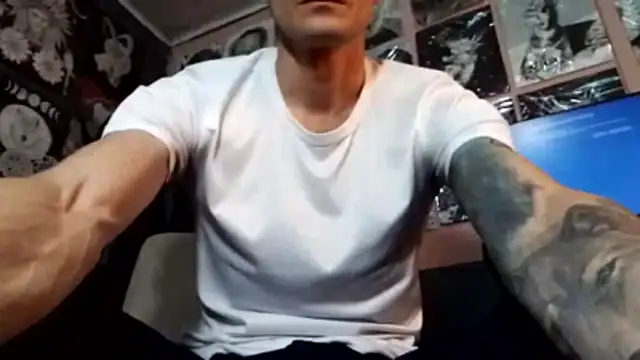 Loggan donnelly online show from February 2026 06:33:02 PM