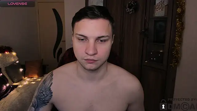 handsome guy01 online show from November 2025 03:32:02 AM