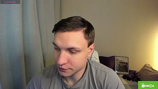 handsome guy01 online show from April 2026 09:27:01 PM