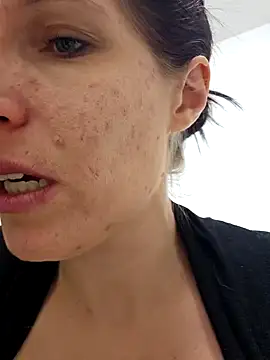 Lenchen  online show from January 2025 08:11:01 PM