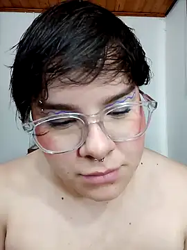 Snapshot of amalia_love chatting on December 2024 02:22:01 PM amalia love online show from December 2024 02:22:01 PM