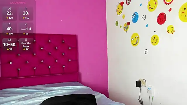 tiffany Bitch online show from March 2025 07:49:02 PM