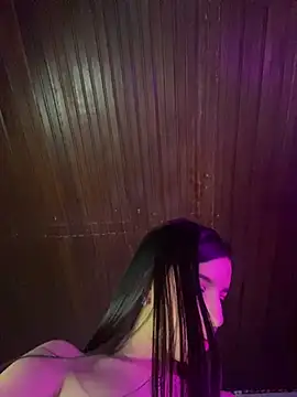 Praga Pink online show from March 2025 07:48:01 AM