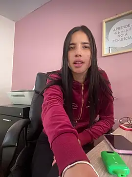 Praga Pink online show from January 2026 09:09:01 PM