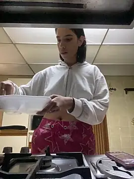 Praga Pink online show from April 2026 02:55:01 AM