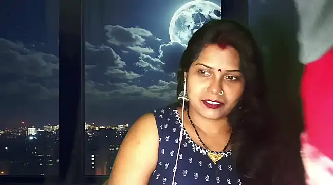 mamoni91 online show from March 2025 04:33:02 PM