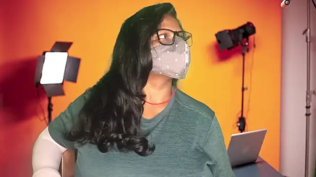 mamoni91 online show from September 2025 02:48:01 AM