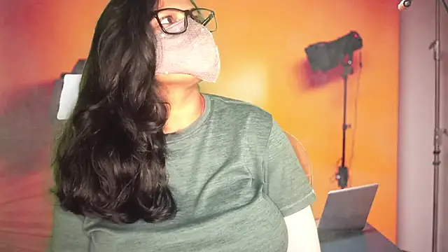 mamoni91 online show from October 2025 03:05:01 AM