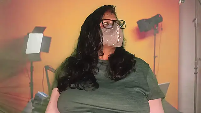 mamoni91 online show from October 2025 03:50:01 AM