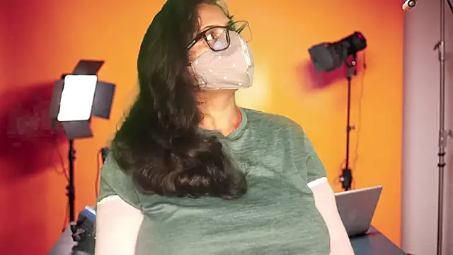 mamoni91 online show from November 2025 03:49:01 AM