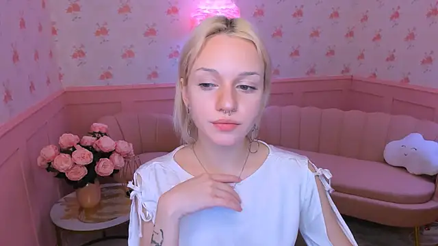 VelvetVixen155 online show from December 2024 03:20:01 AM