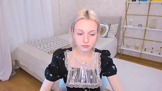 VelvetVixen155 online show from December 2024 03:18:02 AM