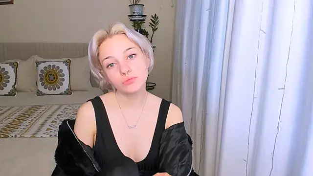 VelvetVixen155 online show from February 2025 04:07:01 AM