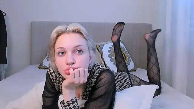 VelvetVixen155 online show from February 2025 05:26:01 AM