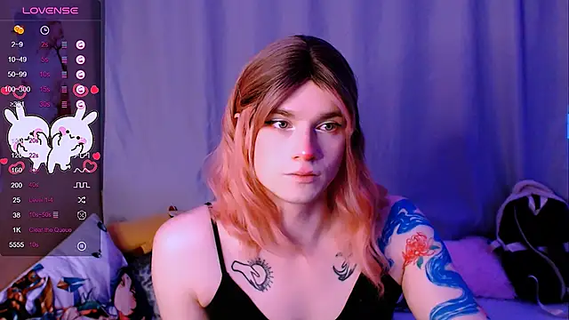 Alice Hells online show from December 2025 05:57:02 AM