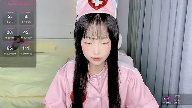 Snapshot of -Wendy__ chatting on December 2024 11:57:02 PM -Wendy online show from December 2024 11:57:02 PM