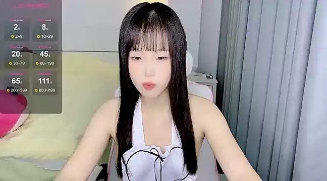 Snapshot of -Wendy__ chatting on January 2025 08:57:01 PM -Wendy online show from January 2025 08:57:01 PM