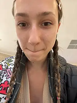 Lia  Love online show from March 2025 01:08:01 PM