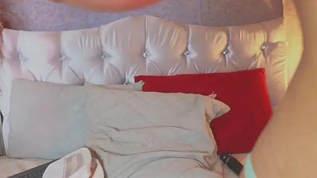 GABYTAYLOR  online show from March 2026 01:16:02 PM